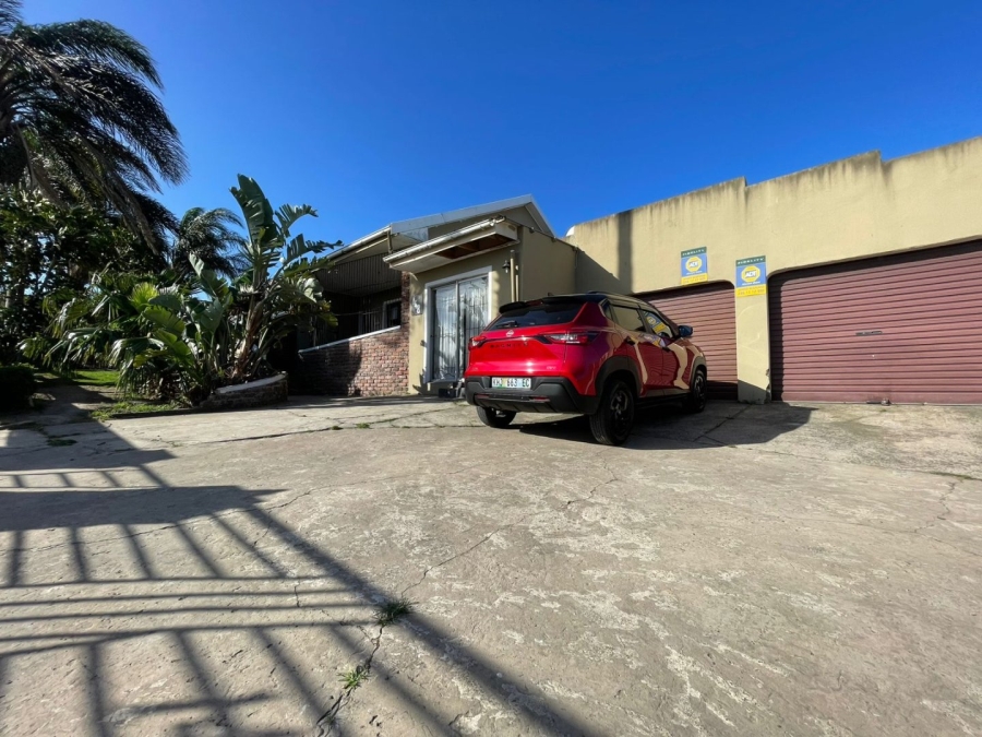 7 Bedroom Property for Sale in Haven Hills Eastern Cape